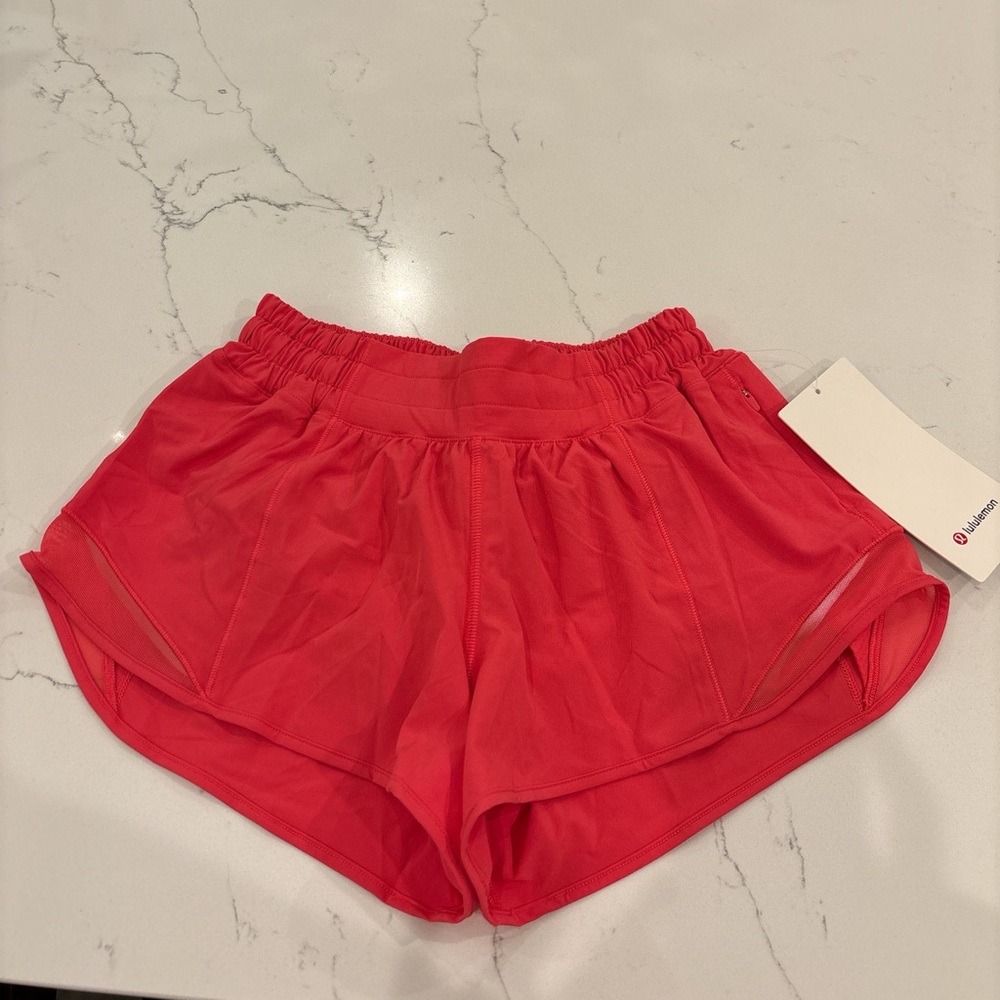 Lululemon hotty hot shorts glaze pink size 4 New with tag